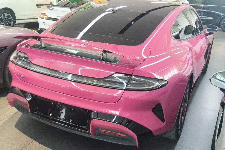 Used Xiaomi Auto SU7 2024 Four-Wheel Drive Ultra-Long Range Advanced Intelligent Driving Max Edition Rear Right 45 Deg