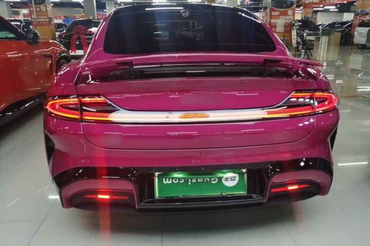 Used Xiaomi Auto SU7 2024 Four-Wheel Drive Ultra-Long Range Advanced Intelligent Driving Max Edition Rear