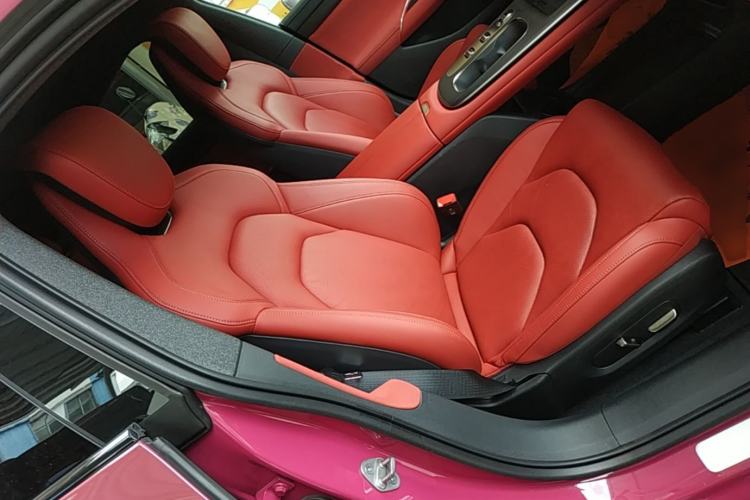Used Xiaomi Auto SU7 2024 Rear-Drive Long-Range Intelligent Driving Version Right Front Seat