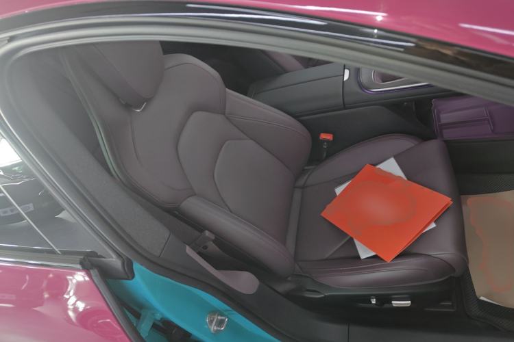 Used Xiaomi Auto SU7 2024 Rear-Drive Long-Range Intelligent Driving Version Right Front Seat