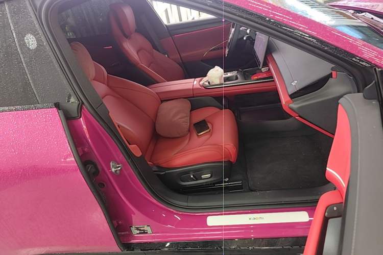 Used Xiaomi Auto SU7 2024 Rear-Drive Ultra-Long Range Advanced Pro-Level Intelligent Driving Version Right Front Seat