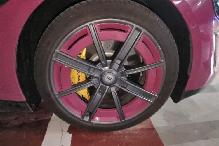 Used Xiaomi Auto SU7 2024 Rear-Drive Standard Founder Edition Right Front Wheel Hub
