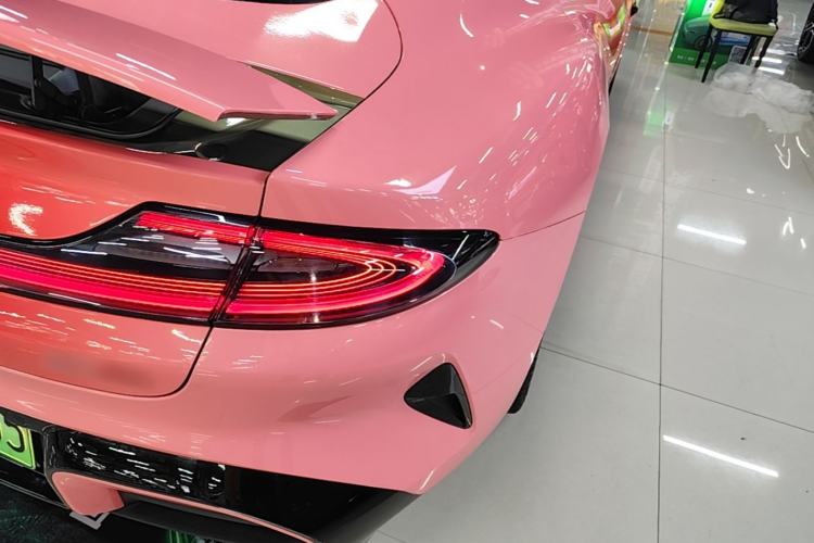 Used Xiaomi Auto SU7 2024 Four-Wheel Drive Ultra-Long Range Advanced Intelligent Driving Max Edition Right Rear Taillight