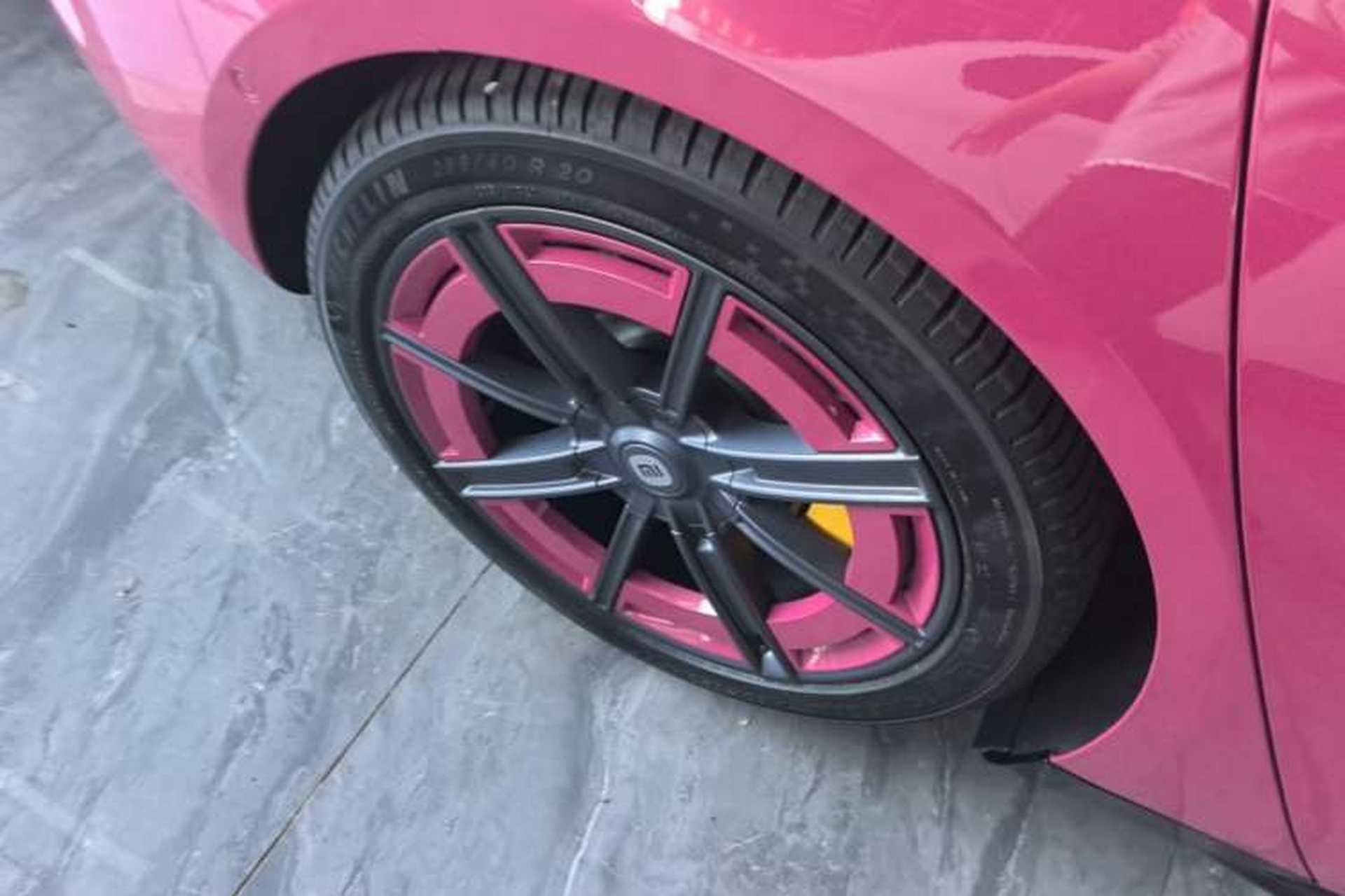 Used Xiaomi Auto SU7 2024 Four-Wheel Drive Ultra-Long Range Advanced Intelligent Driving Max Edition Right Rear Wheel Hub