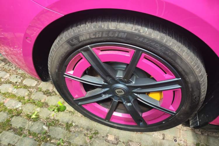 Used Xiaomi Auto SU7 2024 Rear-Drive Long-Range Intelligent Driving Version Right Rear Wheel Hub