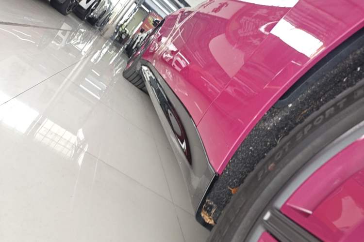Used Xiaomi Auto SU7 2024 Four-Wheel Drive Ultra-Long Range Advanced Intelligent Driving Max Edition Right Side Sill