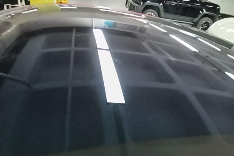 Used Xiaomi Auto SU7 2024 Four-Wheel Drive Ultra-Long Range Advanced Intelligent Driving Max Edition Roof
