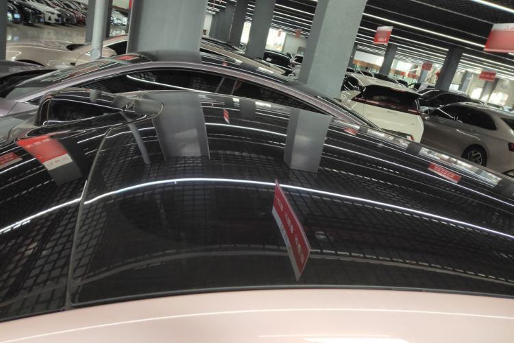 Used Xiaomi Auto SU7 2024 Four-Wheel Drive Ultra-Long Range Advanced Intelligent Driving Max Edition Roof