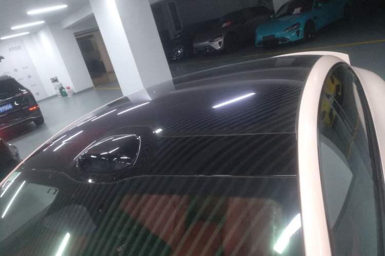 Used Xiaomi Auto SU7 2024 Four-Wheel Drive Ultra-Long Range Advanced Intelligent Driving Max Edition Roof