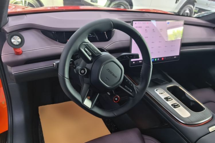 Used Xiaomi Auto SU7 2024 Rear-Drive Long-Range Intelligent Driving Version Steering Wheel