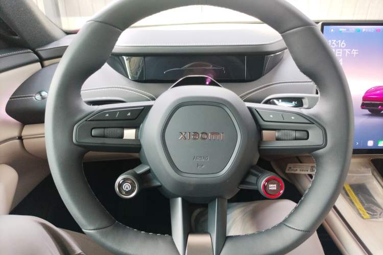 Used Xiaomi Auto SU7 2024 Rear-Drive Ultra-Long Range Advanced Pro-Level Intelligent Driving Version Steering Wheel