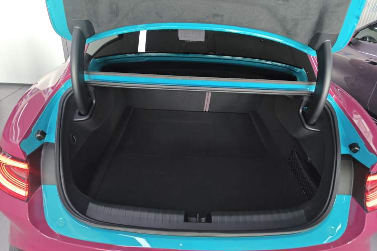Used Xiaomi Auto SU7 2024 Rear-Drive Long-Range Intelligent Driving Version Trunk