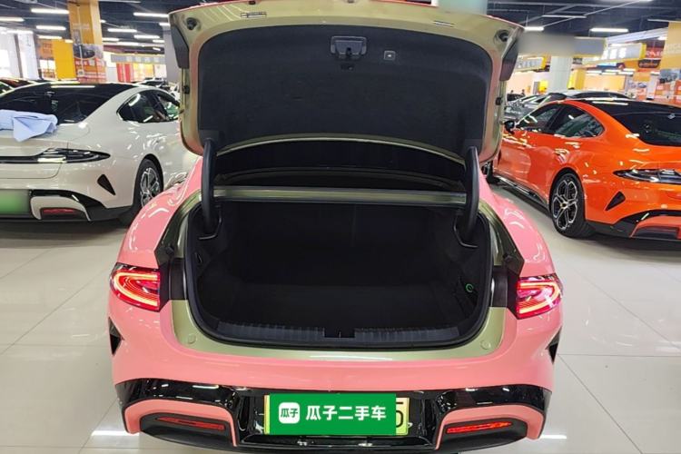 Used Xiaomi Auto SU7 2024 Four-Wheel Drive Ultra-Long Range Advanced Intelligent Driving Max Edition Trunk