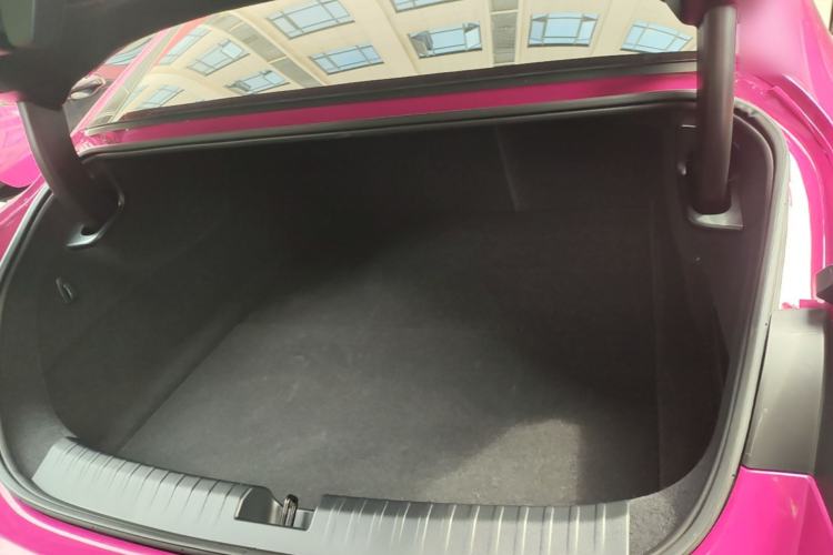 Used Xiaomi Auto SU7 2024 Rear-Drive Long-Range Intelligent Driving Version Trunk