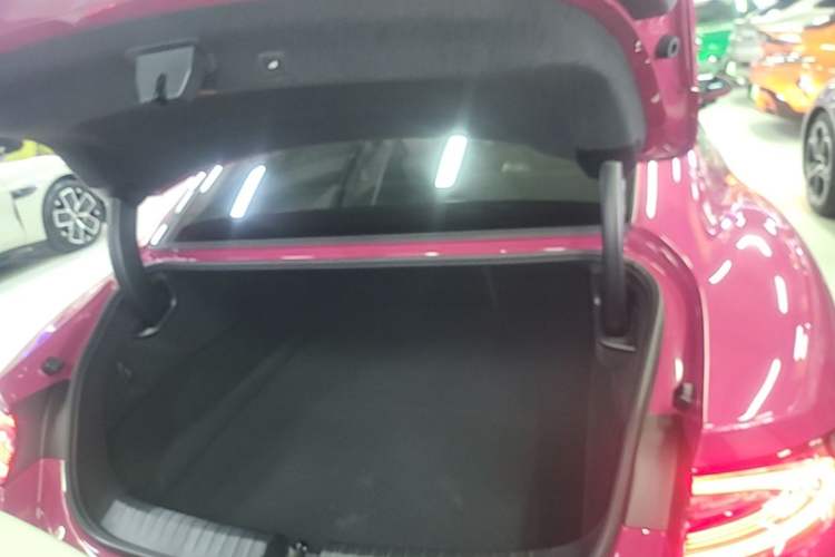 Used Xiaomi Auto SU7 2024 Rear-Drive Ultra-Long Range Advanced Pro-Level Intelligent Driving Version Trunk