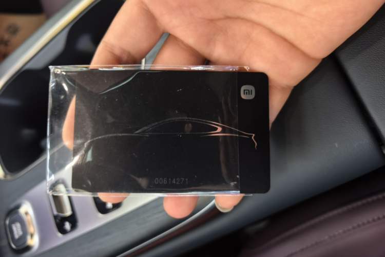 Used Xiaomi Auto SU7 2024 Rear-Drive Long-Range Intelligent Driving Version Vehicle Key
