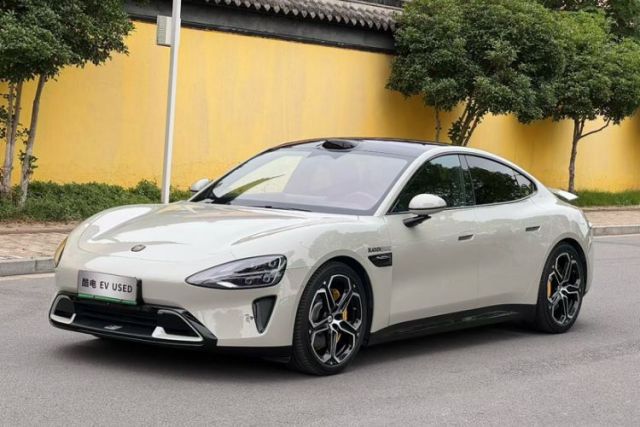 Used Xiaomi Auto SU7 2024 Four-Wheel Drive Ultra-Long Range Advanced Intelligent Driving Max Edition