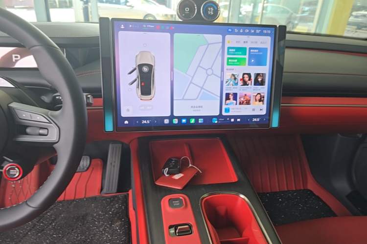 Used Xiaomi Auto SU7 2024 Rear-Drive Long-Range Intelligent Driving Version Audio And AC Panel