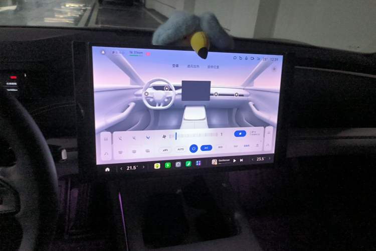 Used Xiaomi Auto SU7 2024 Rear-Drive Long-Range Intelligent Driving Version Audio And AC Panel