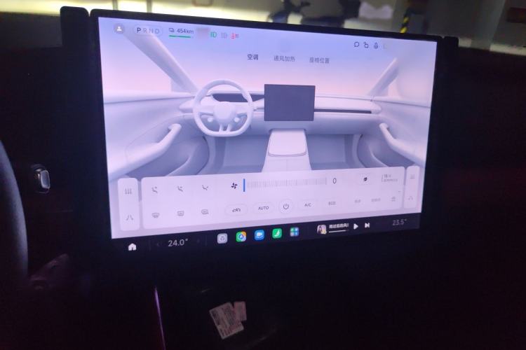 Used Xiaomi Auto SU7 2024 Rear-Drive Long-Range Intelligent Driving Version Audio And AC Panel