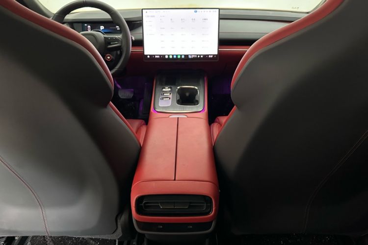 Used Xiaomi Auto SU7 2024 Rear-Drive Long-Range Intelligent Driving Version Audio And AC Panel