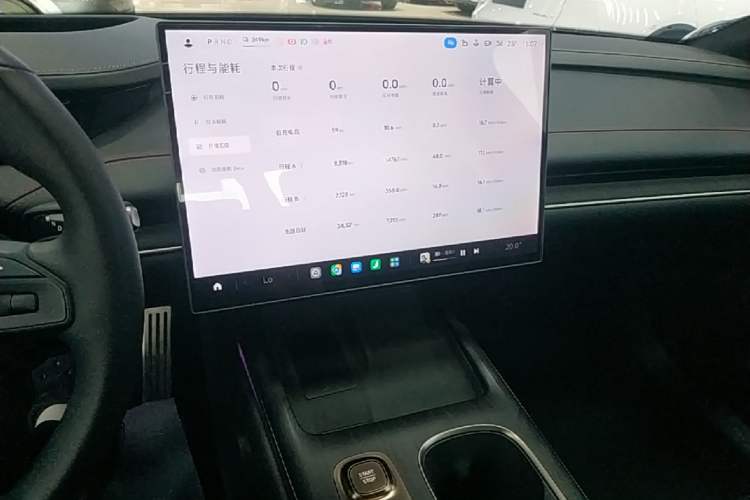 Used Xiaomi Auto SU7 2024 Four-Wheel Drive Ultra-Long Range Advanced Intelligent Driving Max Edition Audio And AC Panel