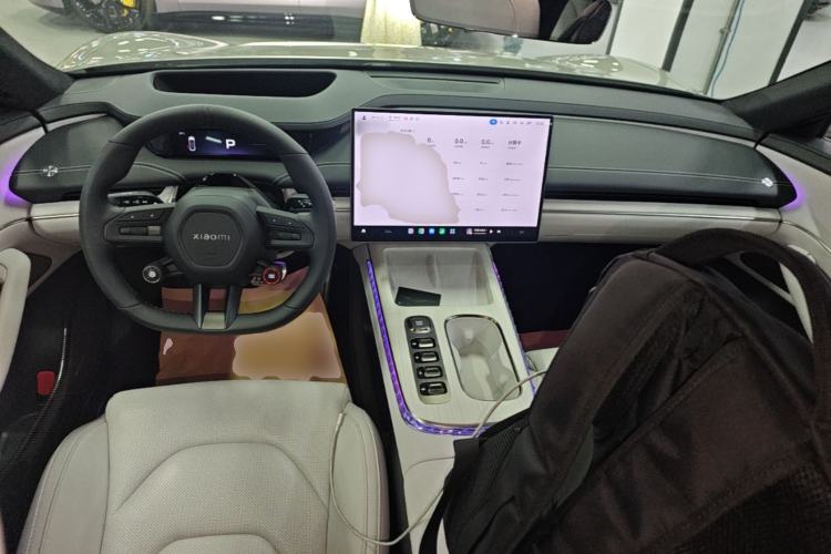 Used Xiaomi Auto SU7 2024 Four-Wheel Drive Ultra-Long Range Advanced Intelligent Driving Max Edition Center Console