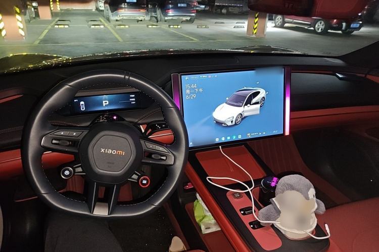 Used Xiaomi Auto SU7 2024 Rear-Drive Long-Range Intelligent Driving Version Center Console