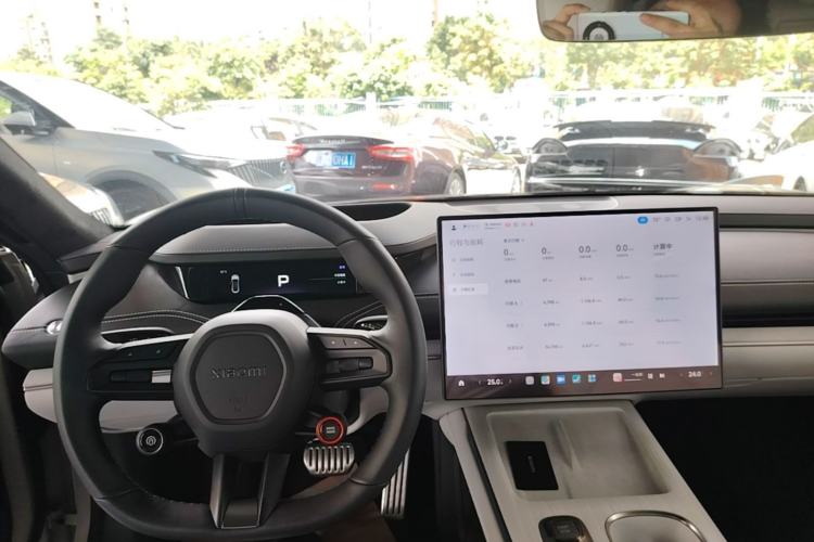 Used Xiaomi Auto SU7 2024 Four-Wheel Drive Ultra-Long Range Advanced Intelligent Driving Max Edition Center Console