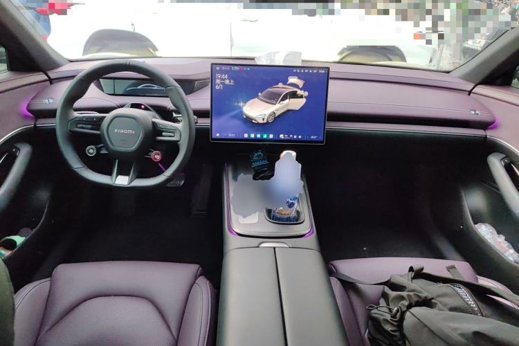 Used Xiaomi Auto SU7 2024 Rear-Drive Long-Range Intelligent Driving Version Center Console