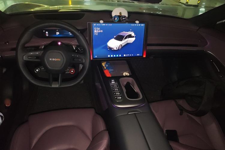 Used Xiaomi Auto SU7 2024 Four-Wheel Drive Ultra-Long Range Advanced Intelligent Driving Max Edition Center Console