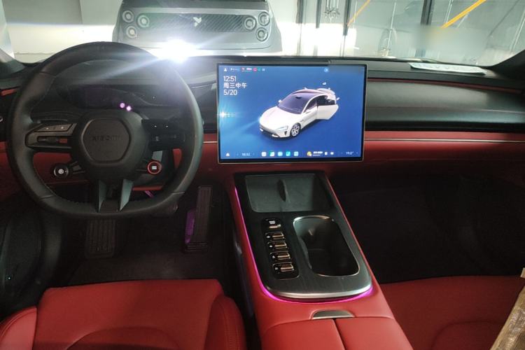 Used Xiaomi Auto SU7 2024 Rear-Drive Ultra-Long Range Advanced Pro-Level Intelligent Driving Version Center Console