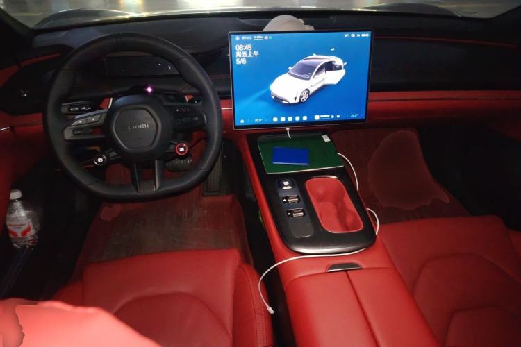 Used Xiaomi Auto SU7 2024 Rear-Drive Long-Range Intelligent Driving Version Center Console