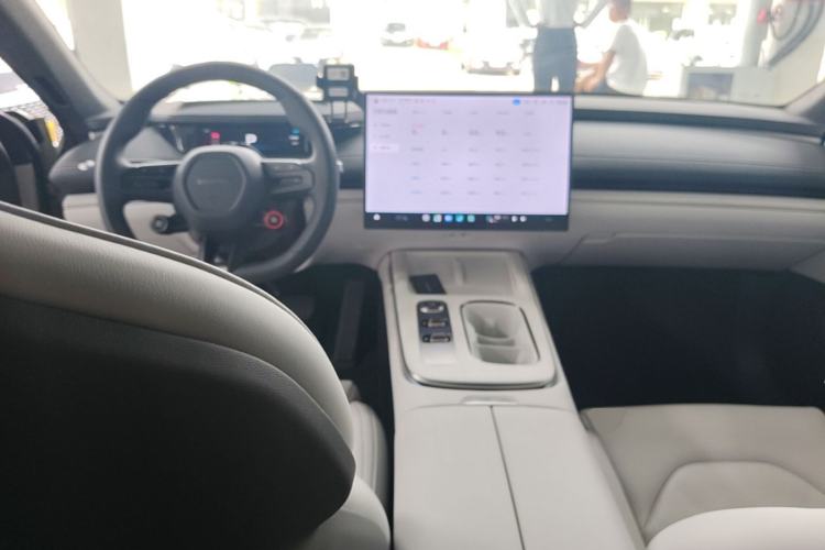 Used Xiaomi Auto SU7 2024 Rear-Drive Ultra-Long Range Advanced Pro-Level Intelligent Driving Version Center Console