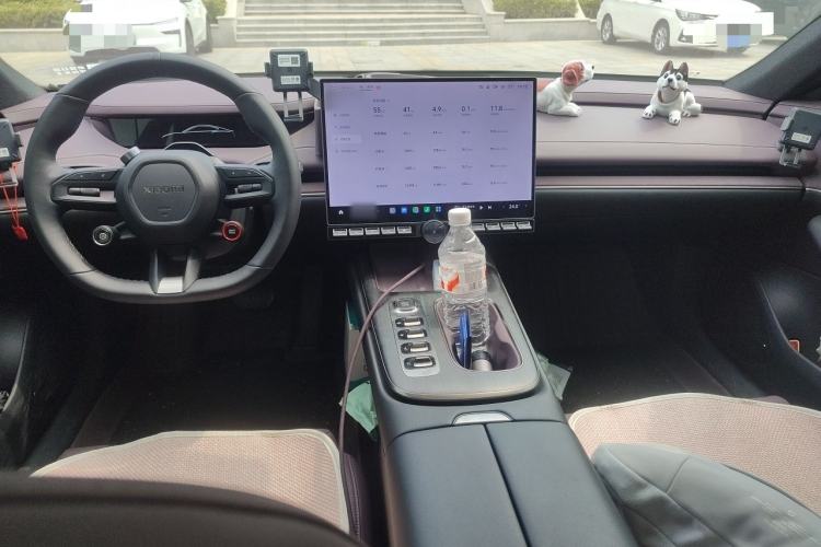 Used Xiaomi Auto SU7 2024 Rear-Drive Ultra-Long Range Advanced Pro-Level Intelligent Driving Version Center Console