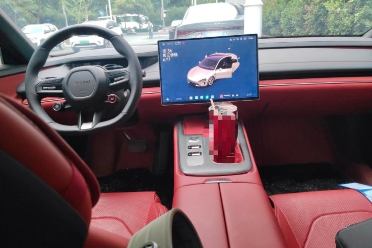 Used Xiaomi Auto SU7 2024 Rear-Drive Long-Range Intelligent Driving Version Center Console