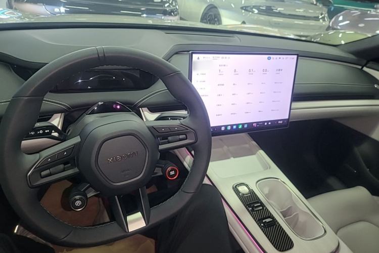 Used Xiaomi Auto SU7 2024 Rear-Drive Long-Range Intelligent Driving Version Center Console