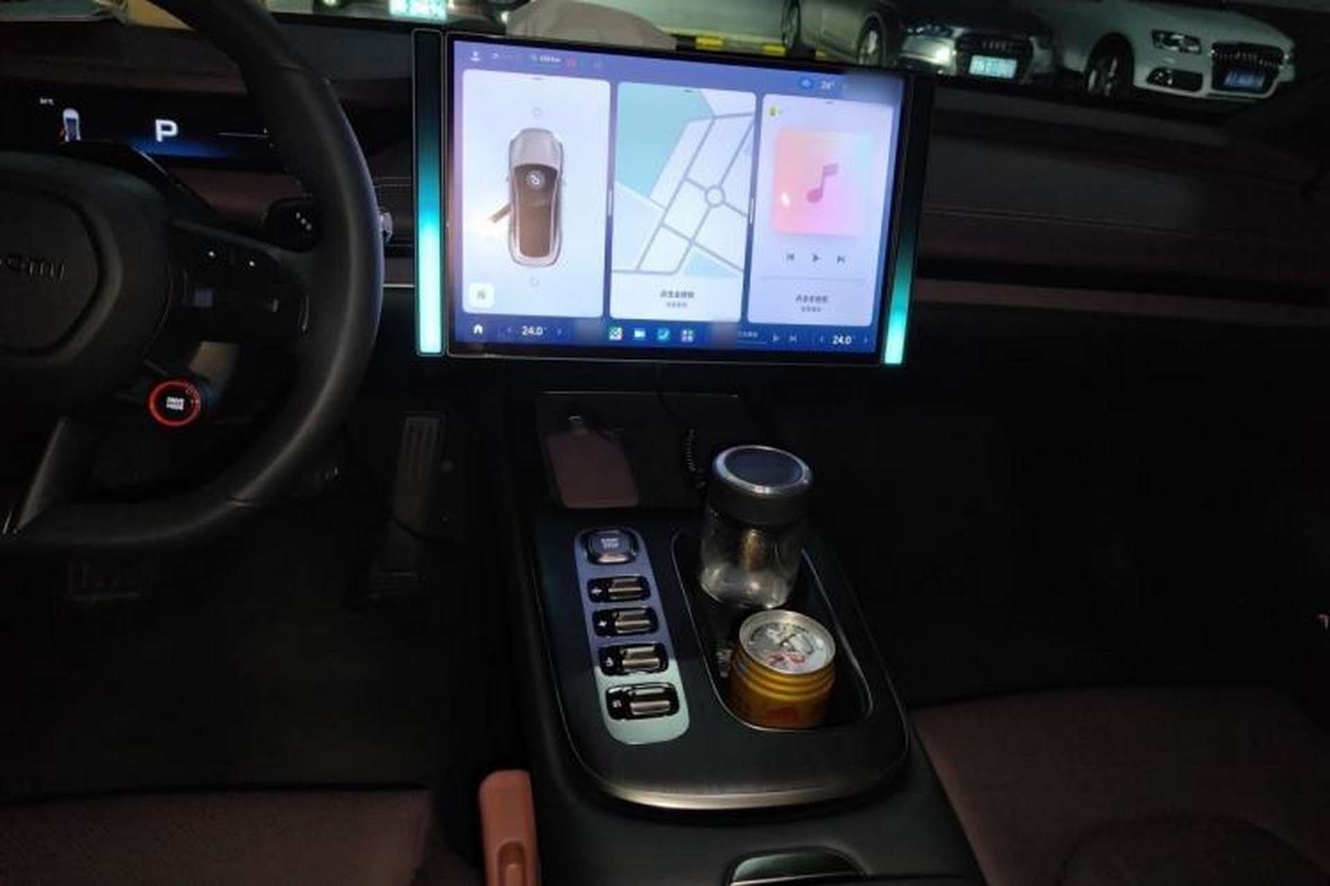 Used Xiaomi Auto SU7 2024 Rear-Drive Ultra-Long Range Advanced Pro-Level Intelligent Driving Version Center Console