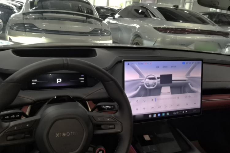 Used Xiaomi Auto SU7 2024 Four-Wheel Drive Ultra-Long Range Advanced Intelligent Driving Max Edition Center Console