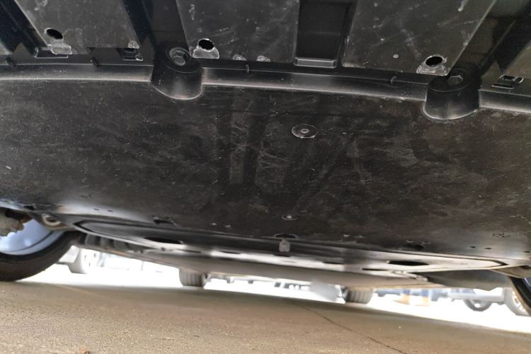 Used Xiaomi Auto SU7 2024 Four-Wheel Drive Ultra-Long Range Advanced Intelligent Driving Max Edition Chassis Front