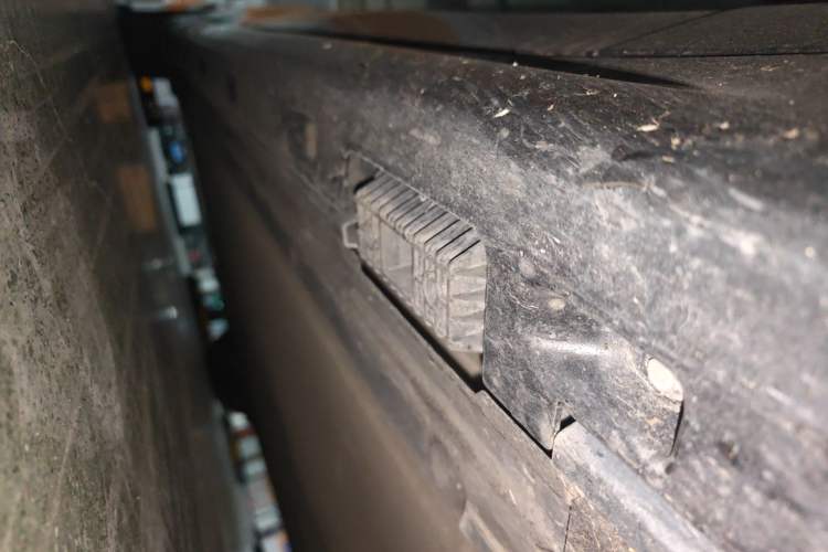 Used Xiaomi Auto SU7 2024 Rear-Drive Ultra-Long Range Advanced Pro-Level Intelligent Driving Version Chassis Front Right