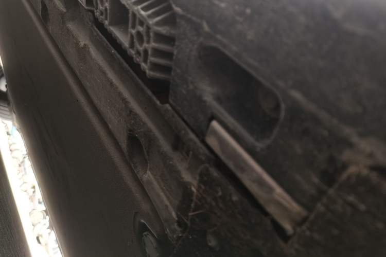 Used Xiaomi Auto SU7 2024 Four-Wheel-Drive Max Founder's Edition Chassis Front Right