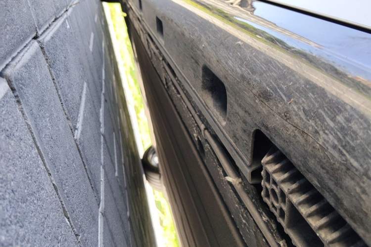 Used Xiaomi Auto SU7 2024 Rear-Drive Long-Range Intelligent Driving Version Chassis Front Right