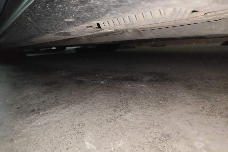 Used Xiaomi Auto SU7 2024 Rear-Drive Standard Founder Edition Chassis Front Right