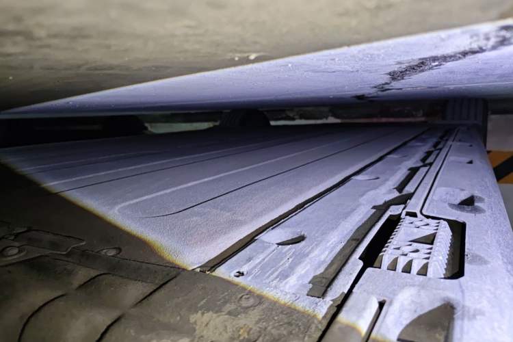 Used Xiaomi Auto SU7 2024 Rear-Drive Long-Range Intelligent Driving Version Chassis Front Right