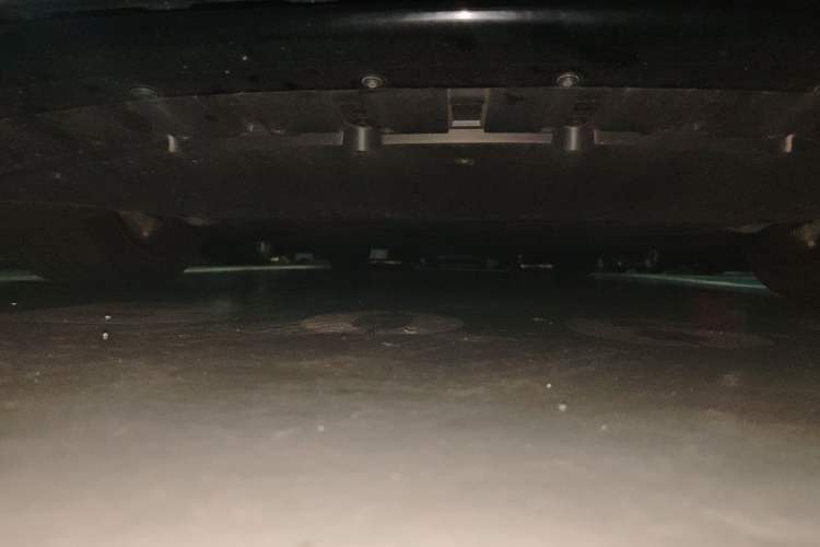 Used Xiaomi Auto SU7 2024 Four-Wheel Drive Ultra-Long Range Advanced Intelligent Driving Max Edition Chassis Front
