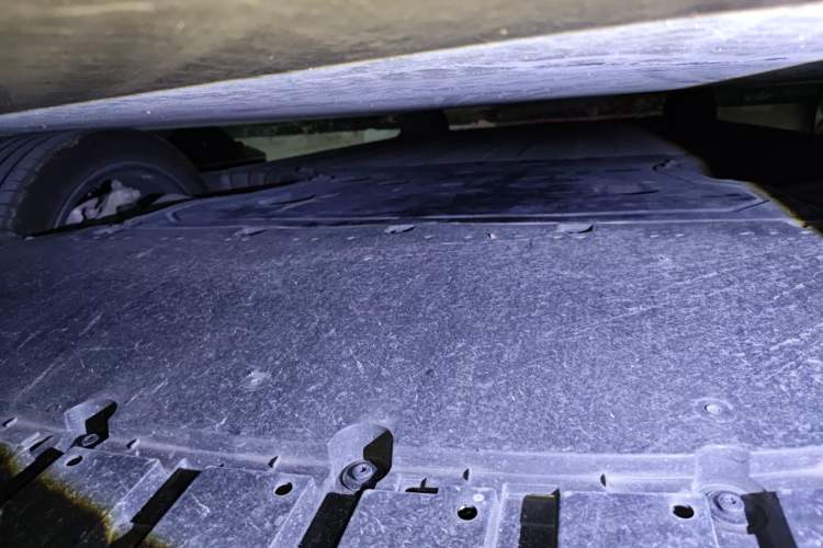 Used Xiaomi Auto SU7 2024 Rear-Drive Long-Range Intelligent Driving Version Chassis Front