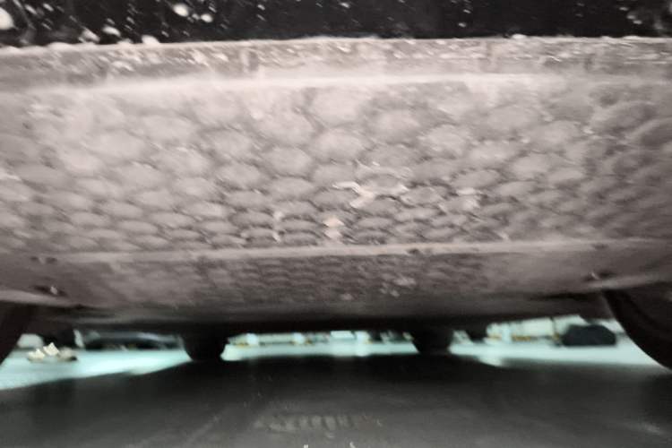 Used Xiaomi Auto SU7 2024 Four-Wheel Drive Ultra-Long Range Advanced Intelligent Driving Max Edition Chassis Rear