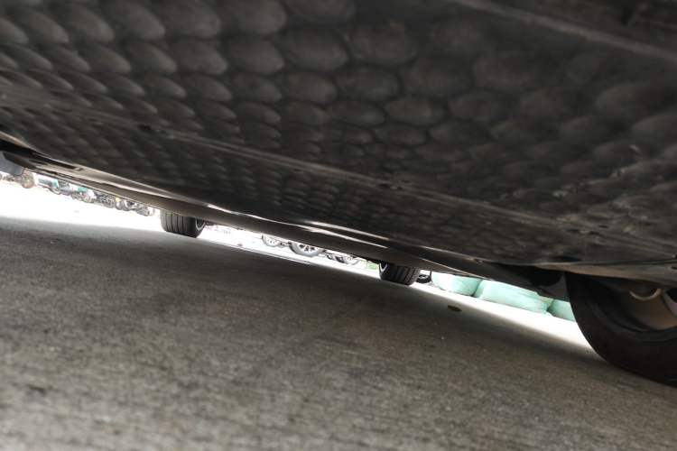 Used Xiaomi Auto SU7 2024 Four-Wheel-Drive Max Founder's Edition Chassis Rear