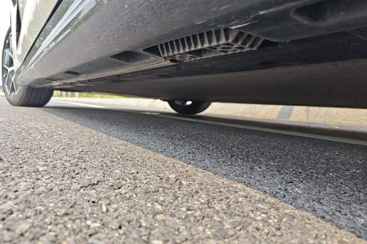 Used Xiaomi Auto SU7 2024 Rear-Drive Long-Range Intelligent Driving Version Chassis Rear Left
